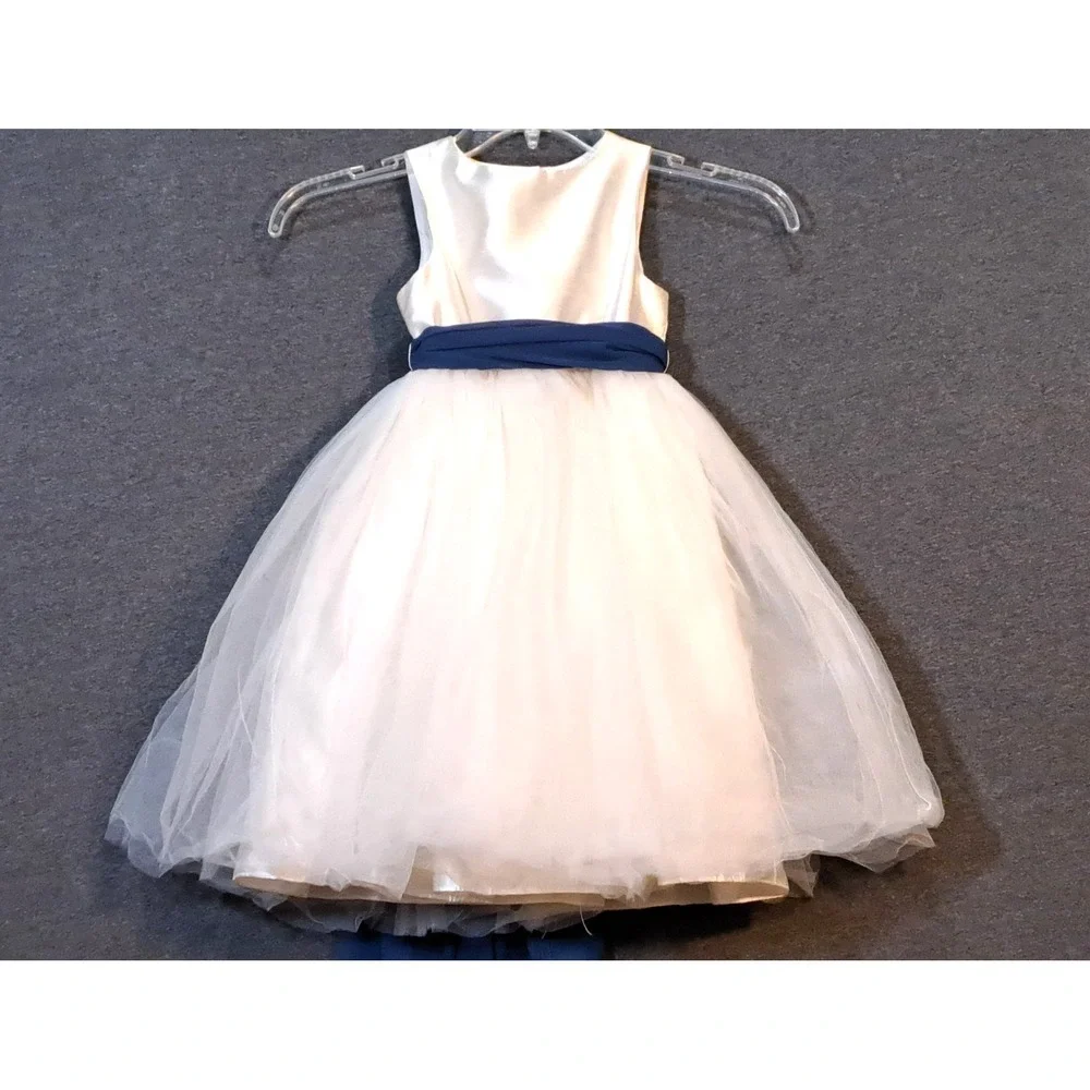 Davids Bridal Kids Ivory Tulle Ball Gown Dress Navy Blue Sash‎ Bow Size 2 - Picture 6 of 6